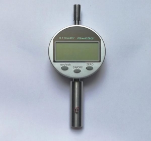 测量插芯长度的装置（插芯直径：2.5 m